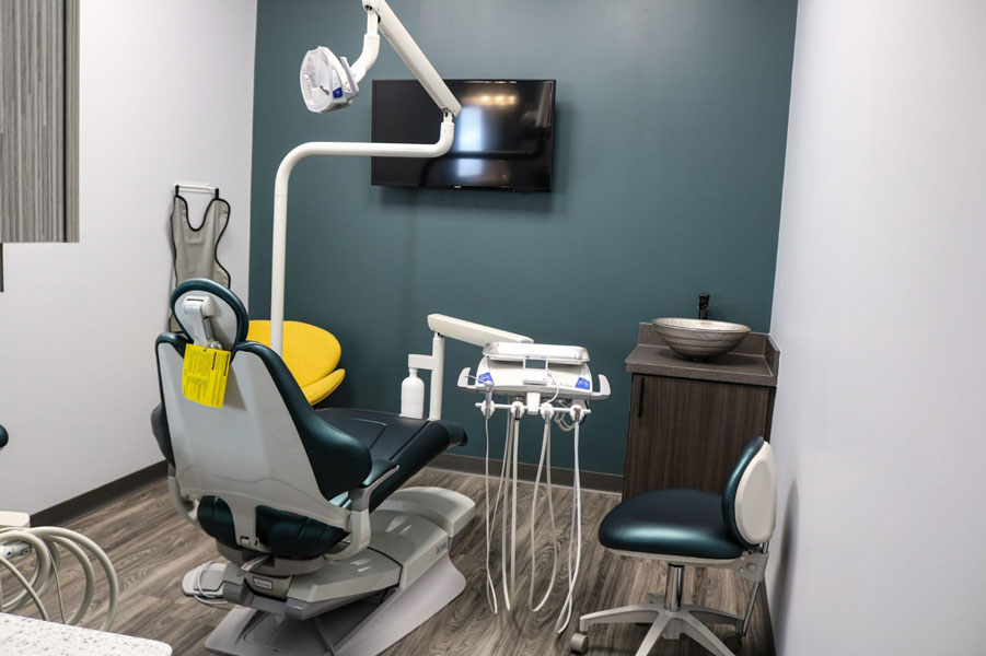 calm-spring-dental-dental-chair-photo